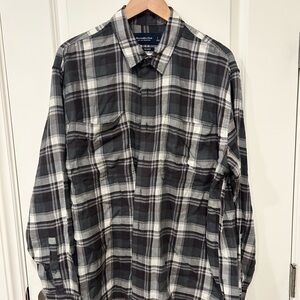 Men's Black and Gray Plaid Shirt